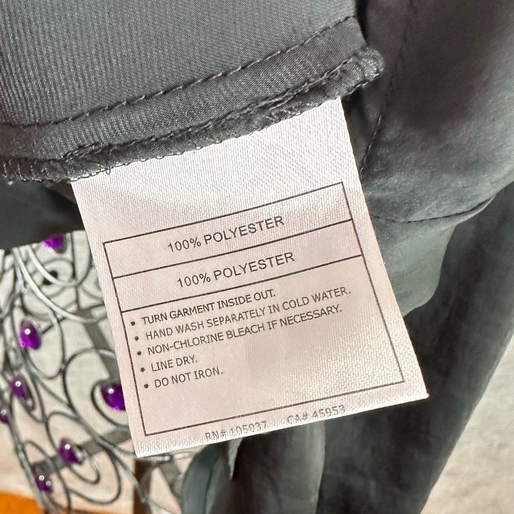 ARIAT grey mandarin collar studded grey 3/4 sleeve blouse size L - Picture 10 of 12